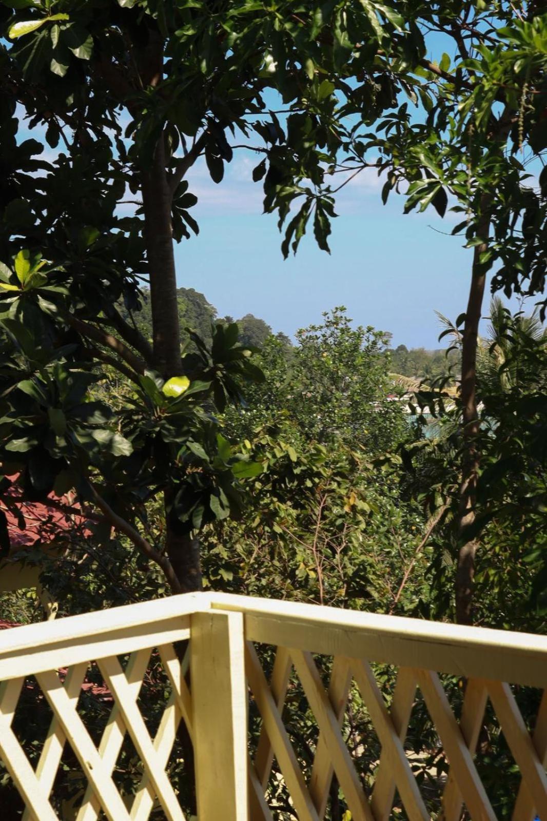 Toto Pizza Bungalows And Sea View Restaurant Sok San Village Exterior foto